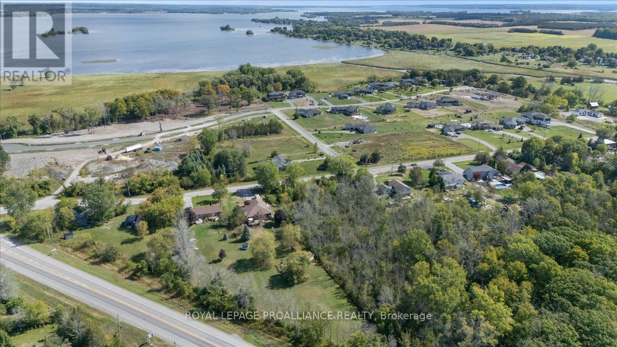 685 County Road 28, Prince Edward County, Ontario  K8N 4Z7 - Photo 47 - X12397231