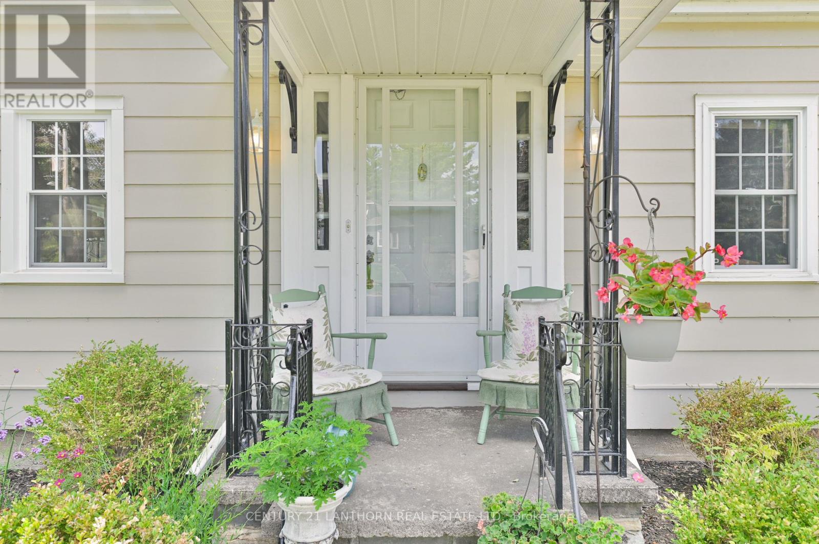 32 Davidson Street, Centre Hastings, Ontario  K0K 2K0 - Photo 6 - X12397758