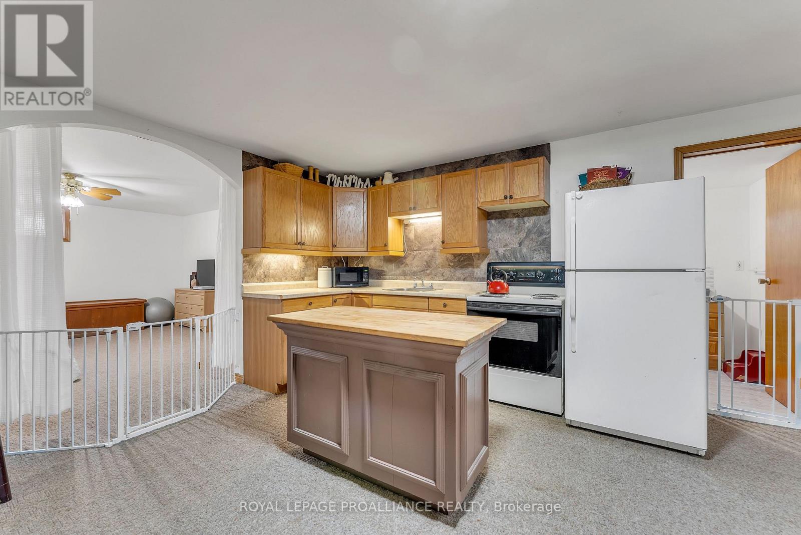 1091 Phillipston Road, Belleville, Ontario  K0K 2Y0 - Photo 30 - X12398090