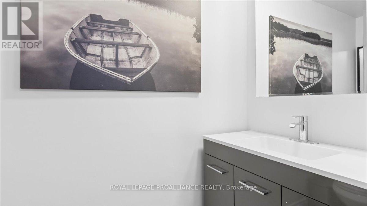 12 Scott Avenue, Quinte West, Ontario  K0K 2C0 - Photo 16 - X12398199