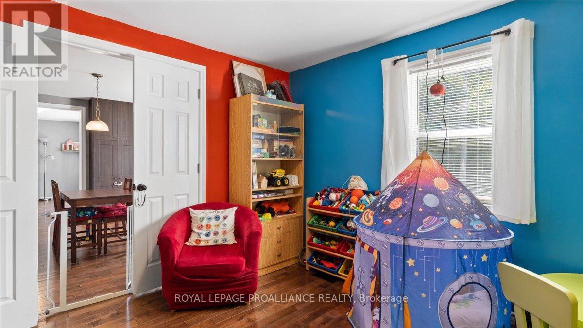 12 Scott Avenue, Quinte West, Ontario  K0K 2C0 - Photo 21 - X12398199