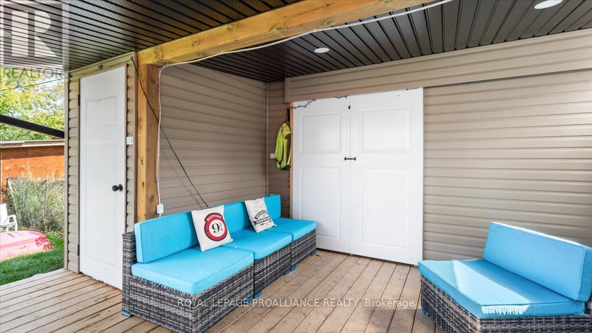 12 Scott Avenue, Quinte West, Ontario  K0K 2C0 - Photo 32 - X12398199