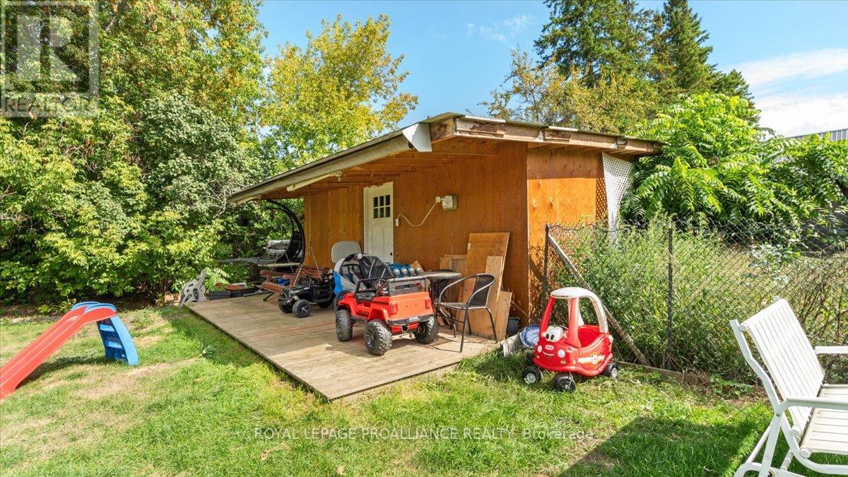 12 Scott Avenue, Quinte West, Ontario  K0K 2C0 - Photo 36 - X12398199