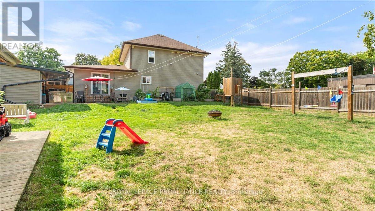 12 Scott Avenue, Quinte West, Ontario  K0K 2C0 - Photo 40 - X12398199