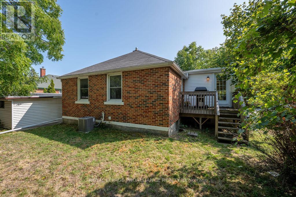 18 Reynolds Crescent, Belleville, Ontario  K8P 2W7 - Photo 41 - X12398374