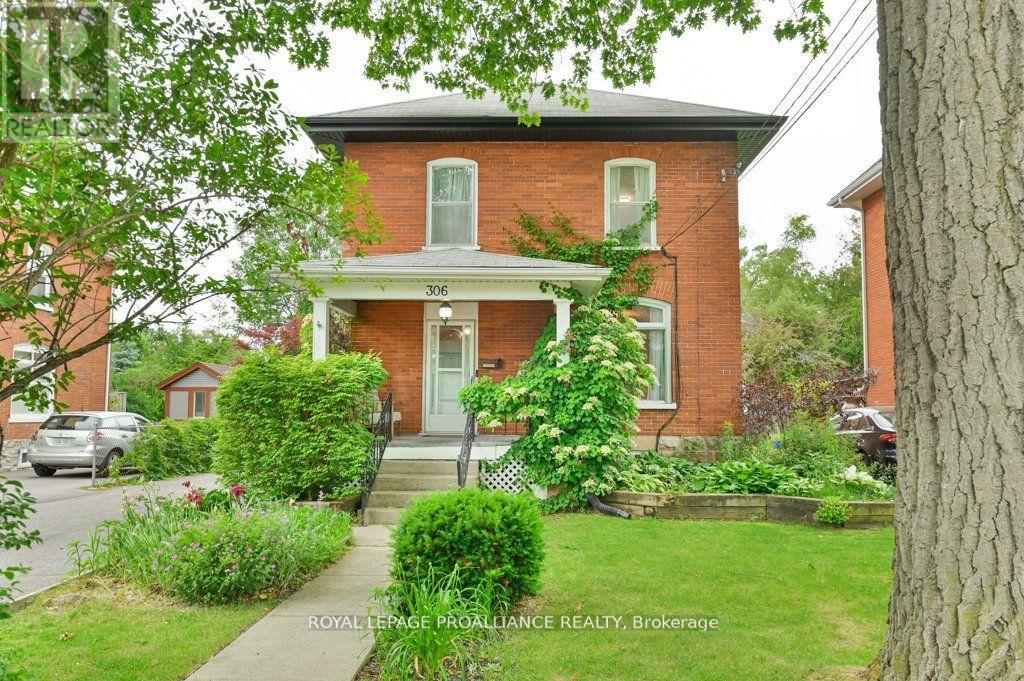 306 BLEECKER AVENUE, Belleville, Ontario