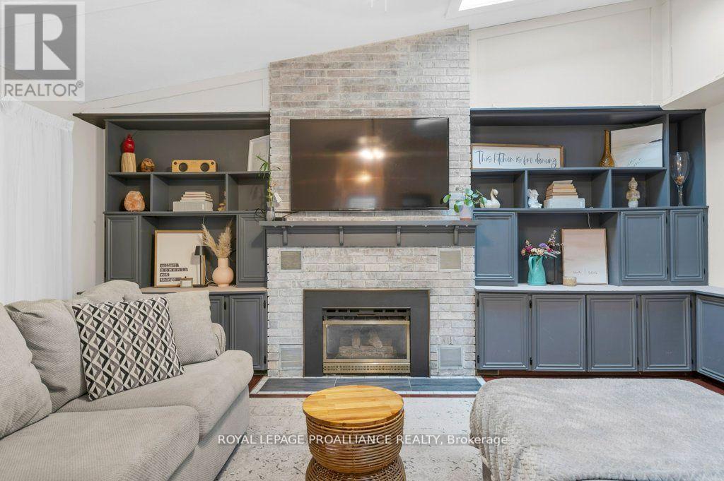306 Bleecker Avenue, Belleville, Ontario  K8N 3V4 - Photo 16 - X12399442