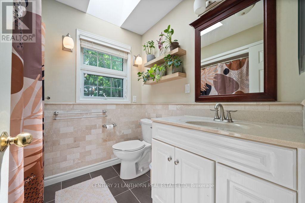 18 Queen Street, Prince Edward County, Ontario  K0K 2T0 - Photo 26 - X12400202