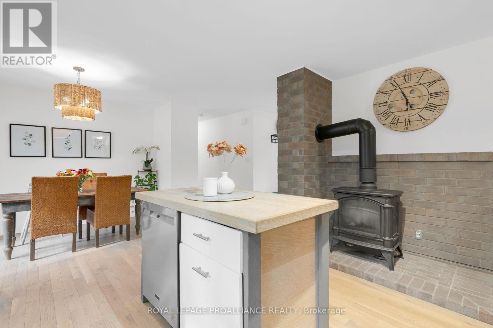 538 Metcalf Street, Tweed, Ontario  K0K 3J0 - Photo 16 - X12400252