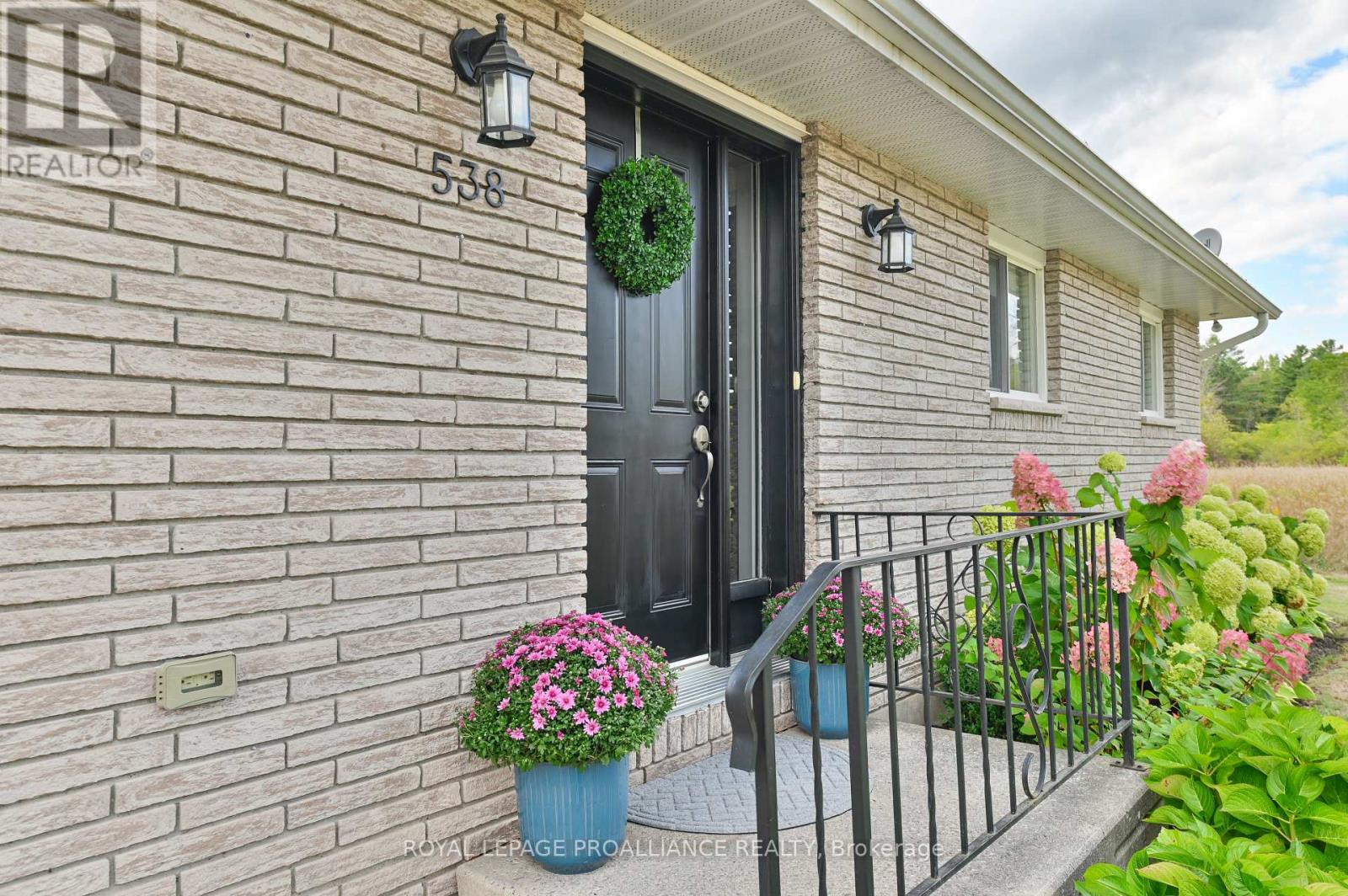 538 Metcalf Street, Tweed, Ontario  K0K 3J0 - Photo 34 - X12400252