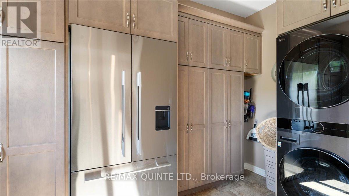 39 Deerfield Court, Prince Edward County, Ontario  K8N 4Z1 - Photo 16 - X12400492