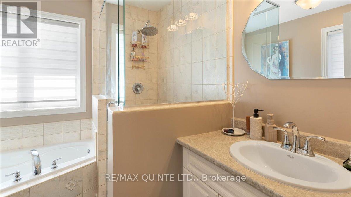 39 Deerfield Court, Prince Edward County, Ontario  K8N 4Z1 - Photo 27 - X12400492