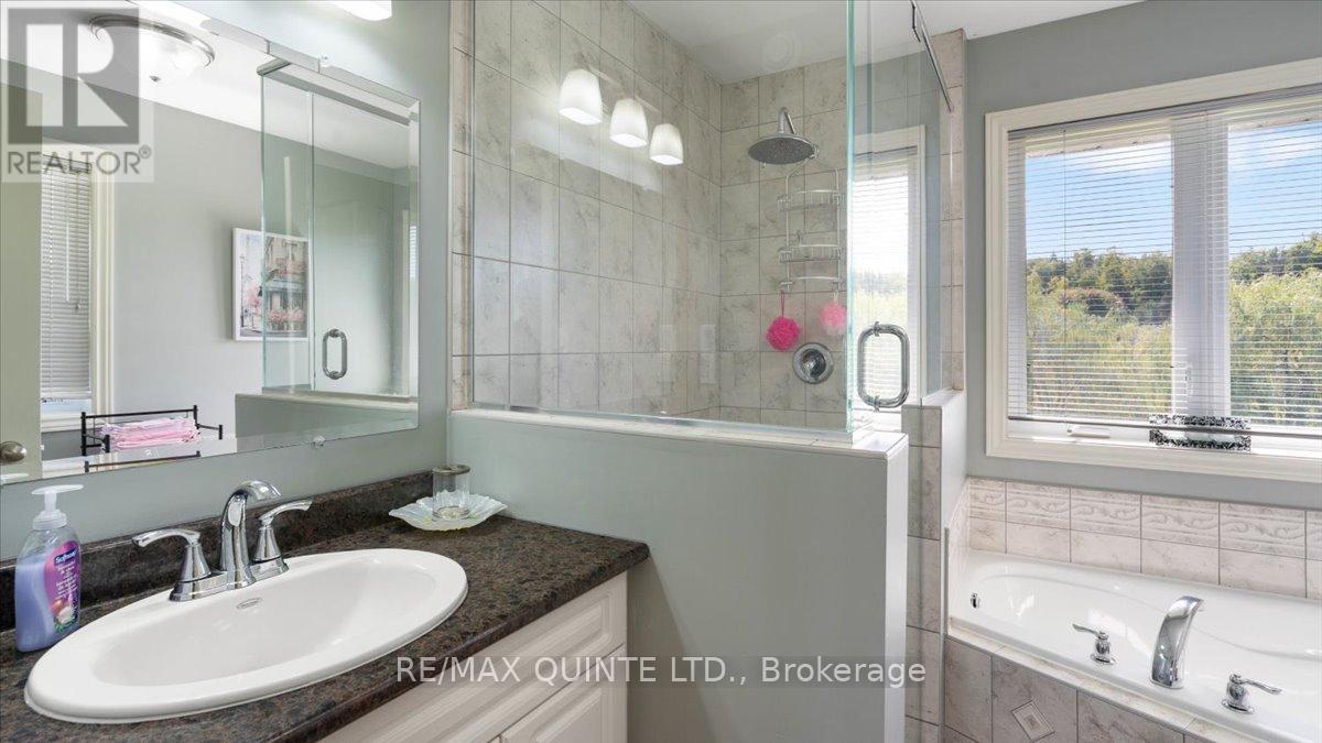 39 Deerfield Court, Prince Edward County, Ontario  K8N 4Z1 - Photo 31 - X12400492