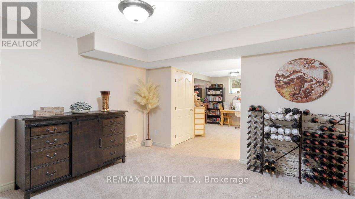 39 Deerfield Court, Prince Edward County, Ontario  K8N 4Z1 - Photo 36 - X12400492