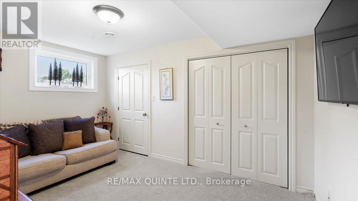 39 Deerfield Court, Prince Edward County, Ontario  K8N 4Z1 - Photo 40 - X12400492