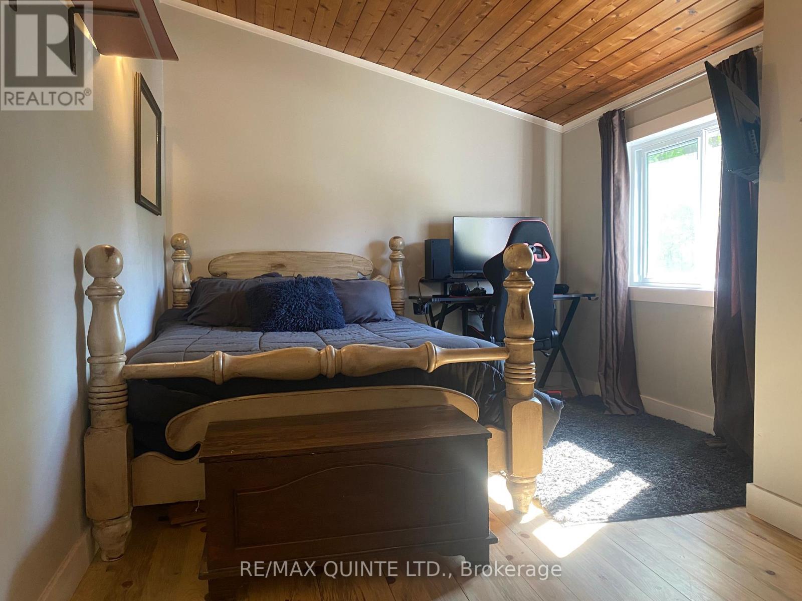 71 Trent Street N, Quinte West, Ontario  K0K 2C0 - Photo 28 - X12401146