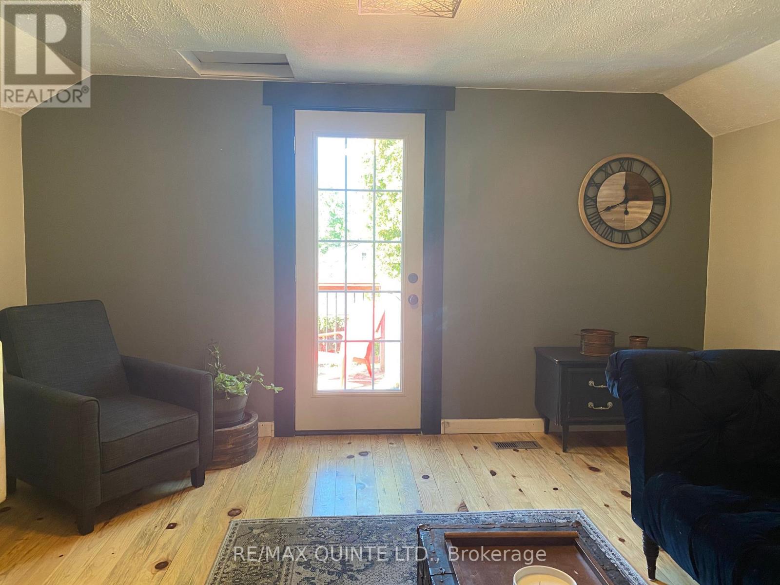 71 Trent Street N, Quinte West, Ontario  K0K 2C0 - Photo 37 - X12401146