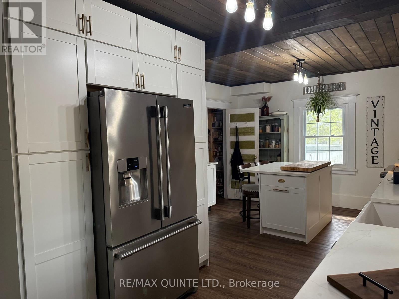 71 Trent Street N, Quinte West, Ontario  K0K 2C0 - Photo 7 - X12401146