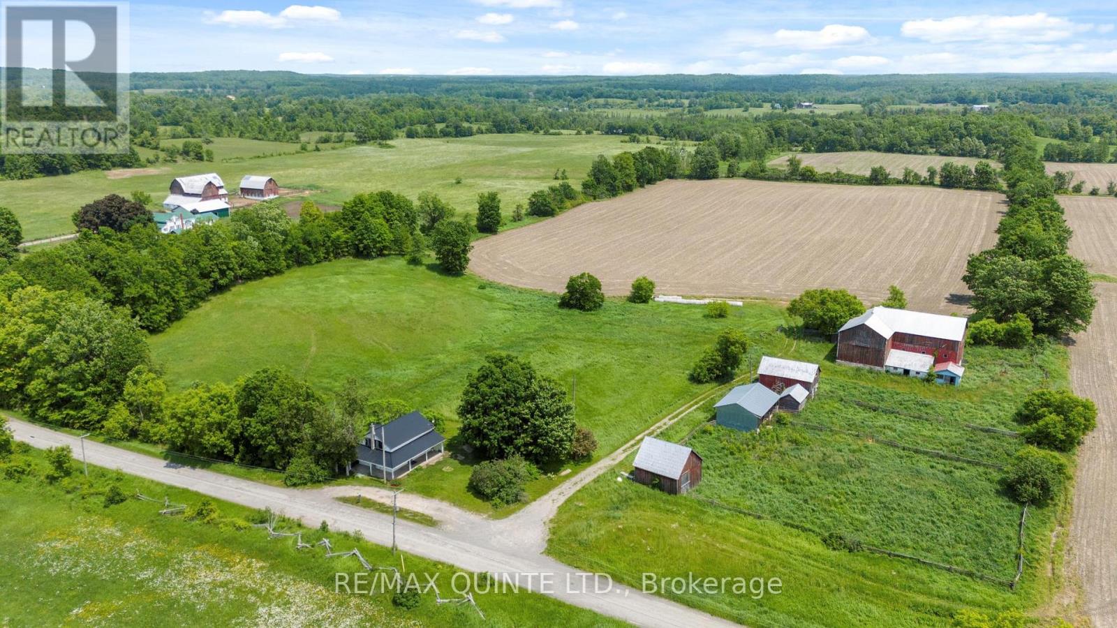 166 Pigden Road, Madoc, Ontario  K0K 2K0 - Photo 4 - X12401827