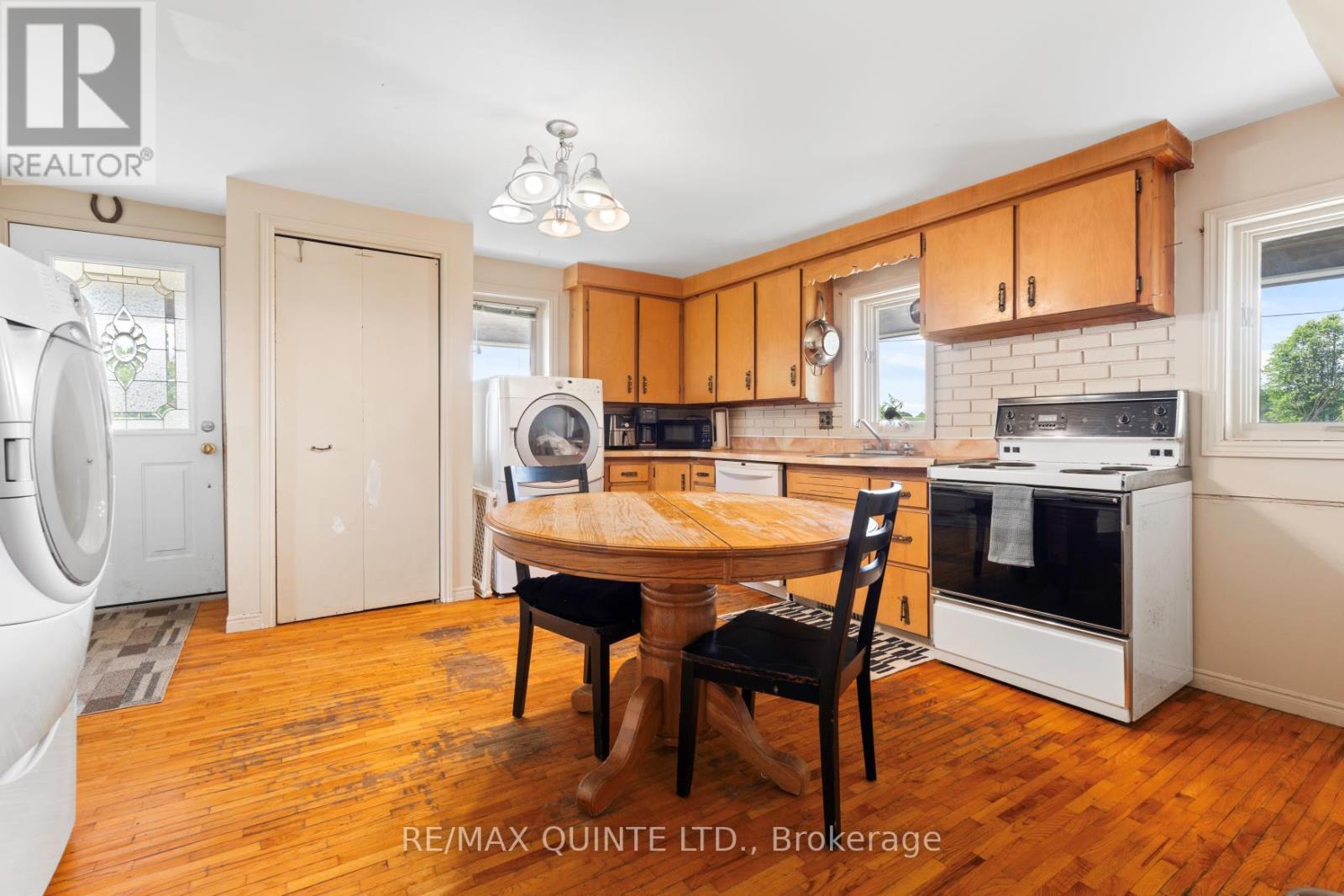 166 Pigden Road, Madoc, Ontario  K0K 2K0 - Photo 7 - X12401827