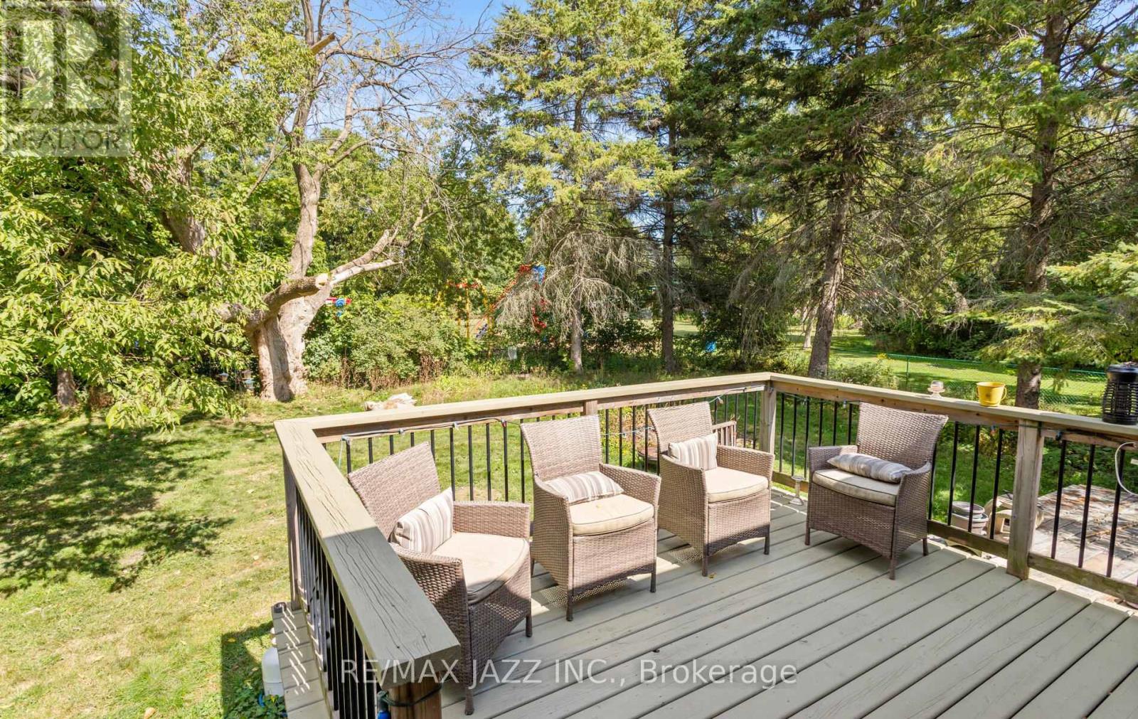 34 Fawcette Avenue E, Prince Edward County, Ontario  K0K 2T0 - Photo 13 - X12402139
