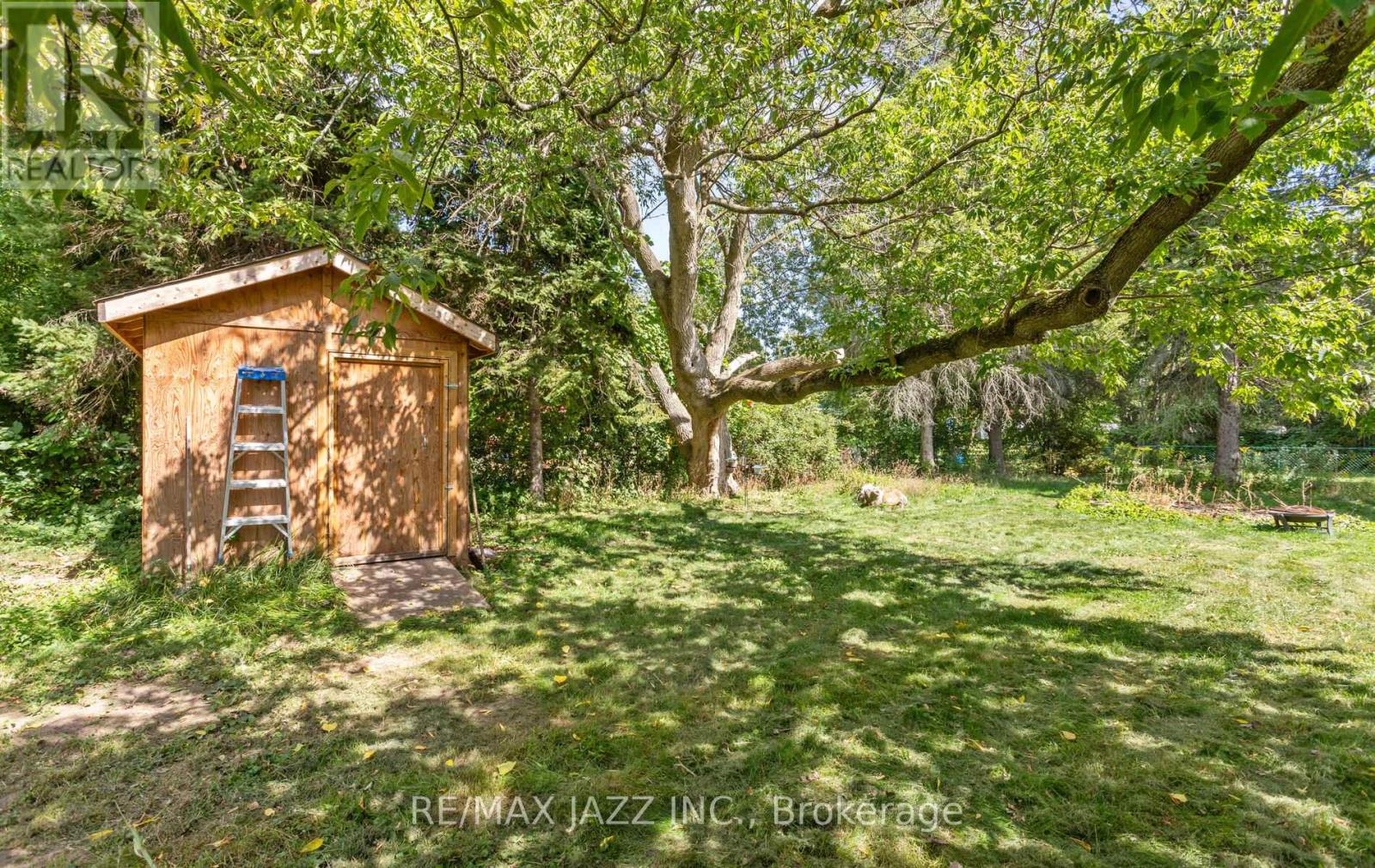 34 Fawcette Avenue E, Prince Edward County, Ontario  K0K 2T0 - Photo 18 - X12402139