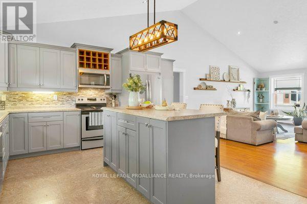 217 Scriver Road, Brighton, Ontario  K0K 1H0 - Photo 10 - X12402324
