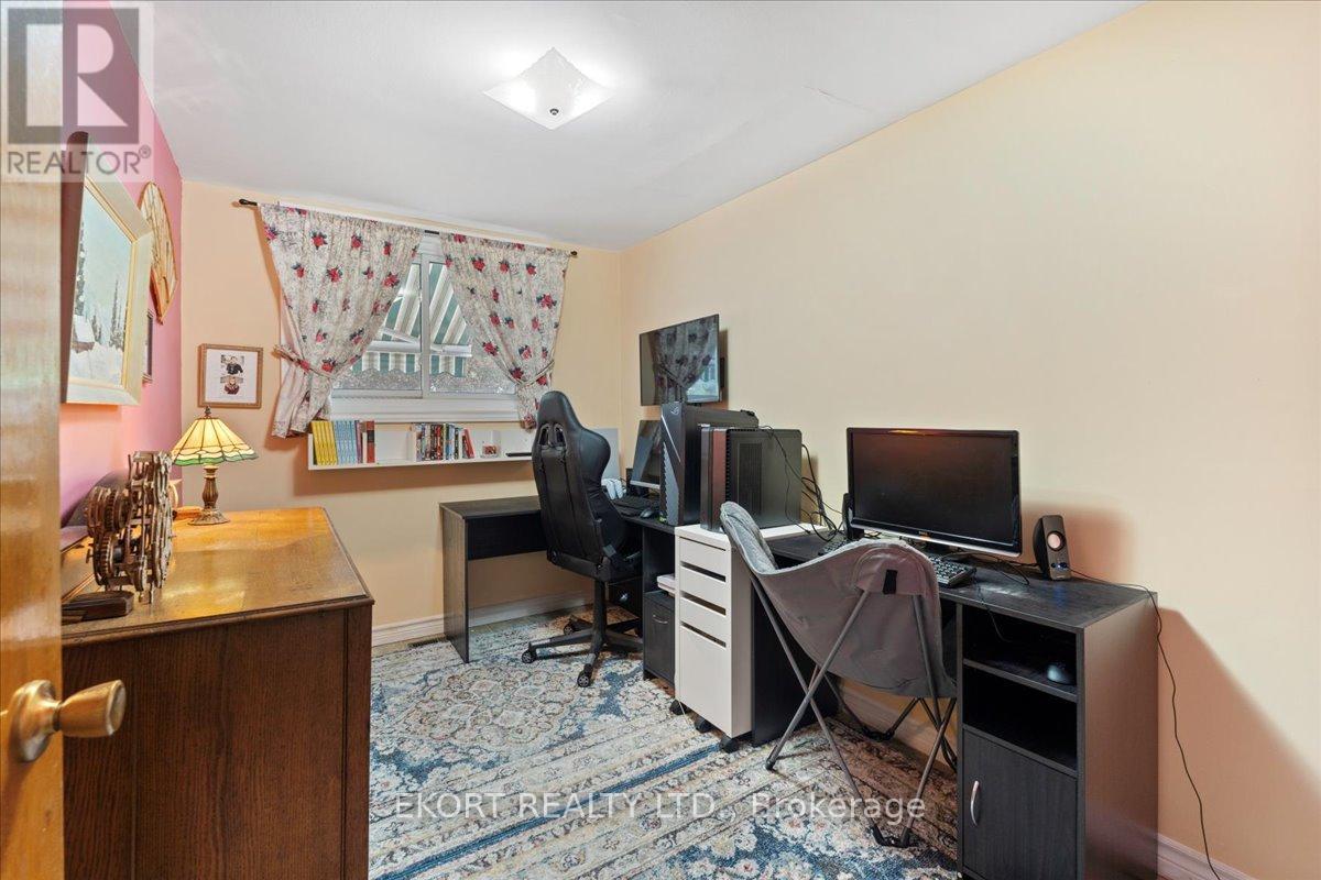 278 Haig Road, Belleville, Ontario  K8N 4R2 - Photo 8 - X12403339