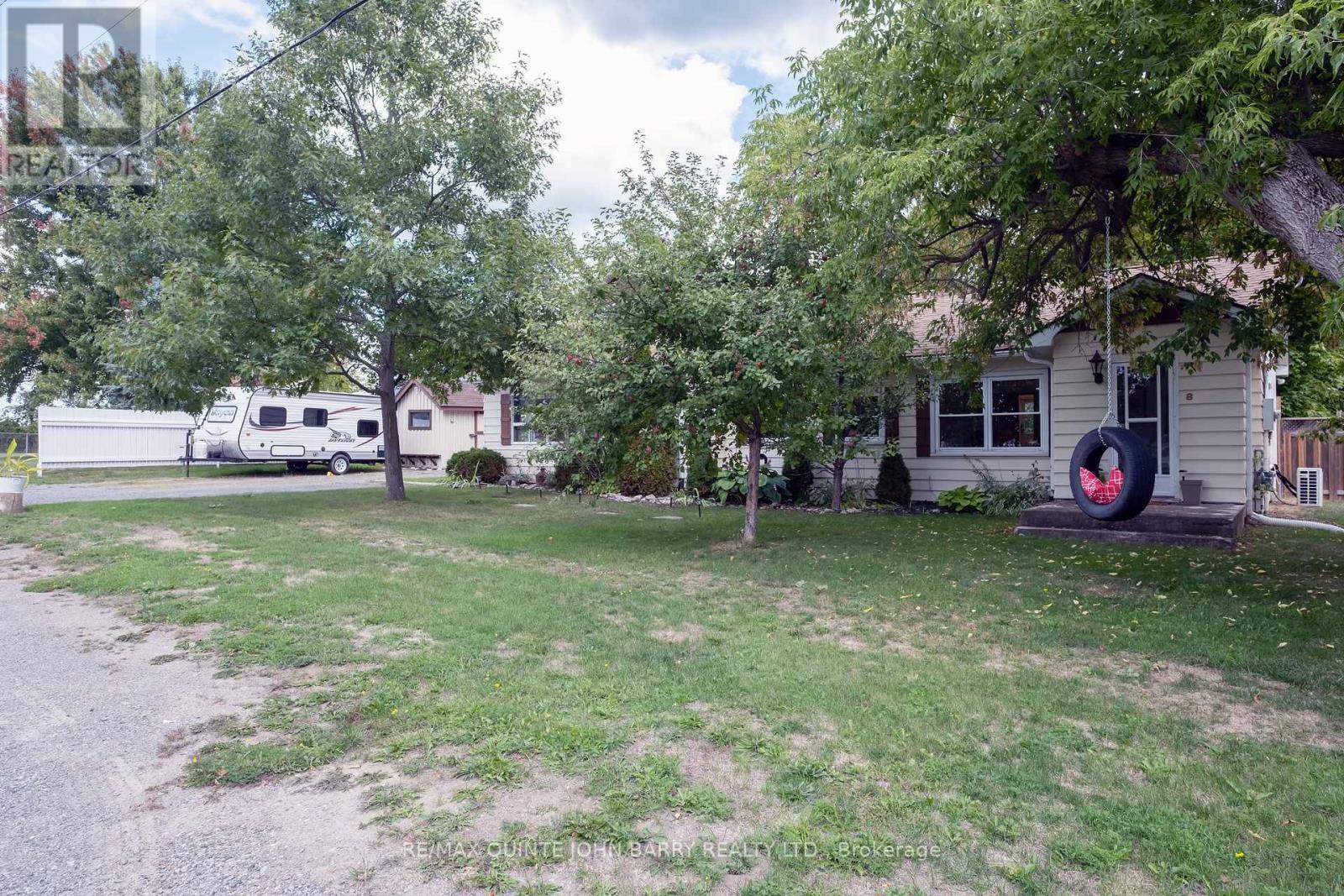 8 North Maloney Street, Marmora And Lake, Ontario  K0K 2M0 - Photo 4 - X12403889