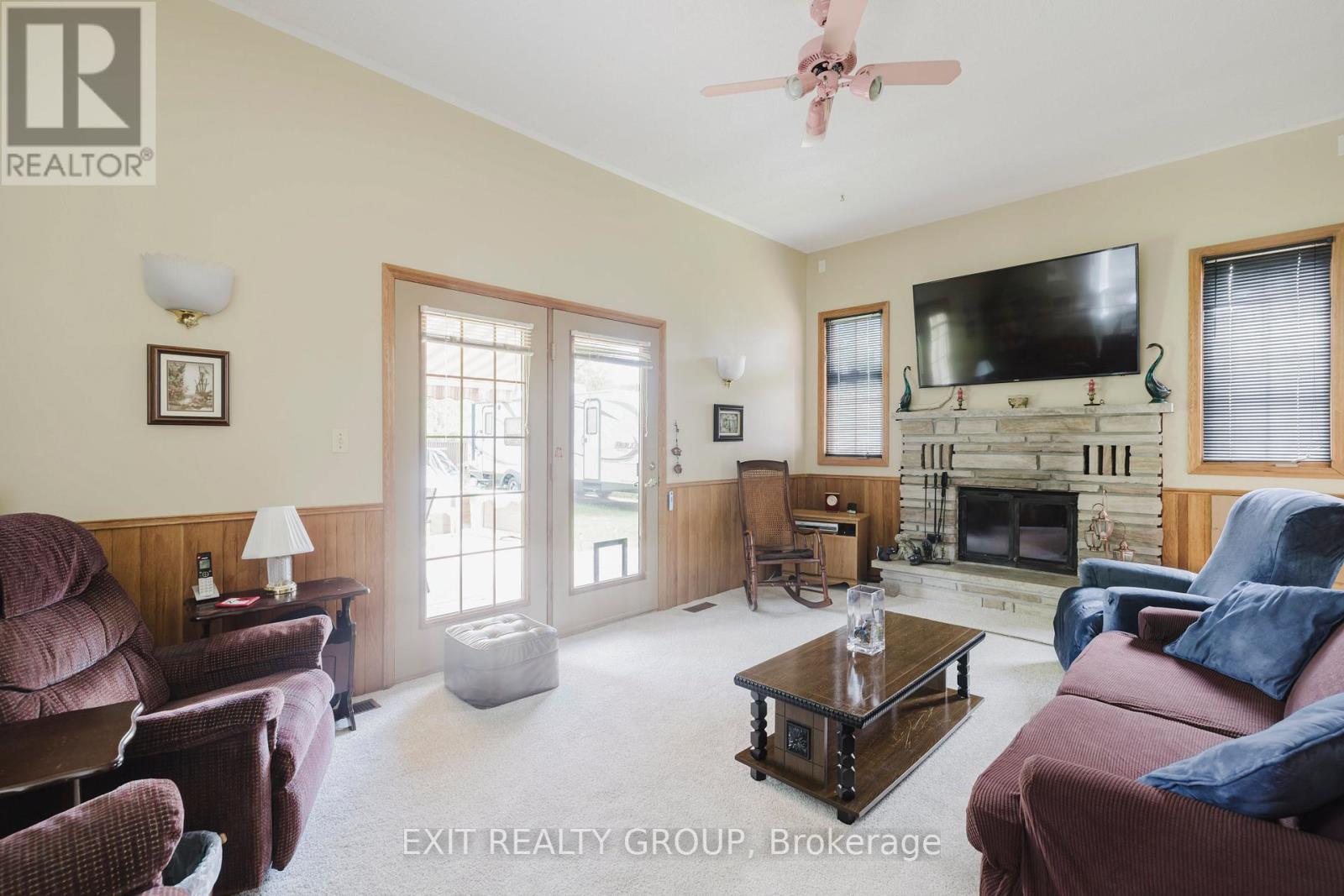 152 Chatterton Valley Crescent, Quinte West, Ontario  K0K 2B0 - Photo 17 - X12404969
