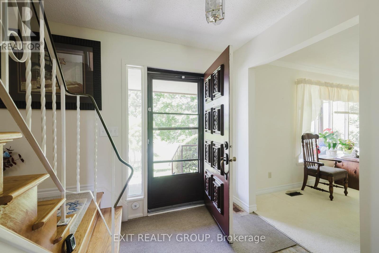 152 Chatterton Valley Crescent, Quinte West, Ontario  K0K 2B0 - Photo 8 - X12404969