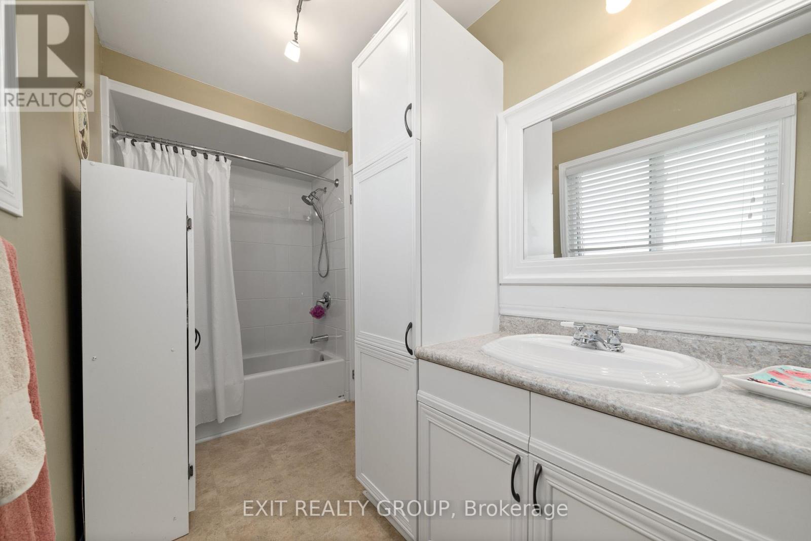 5 Cretney Drive, Prince Edward County, Ontario  K0K 3L0 - Photo 27 - X12407179