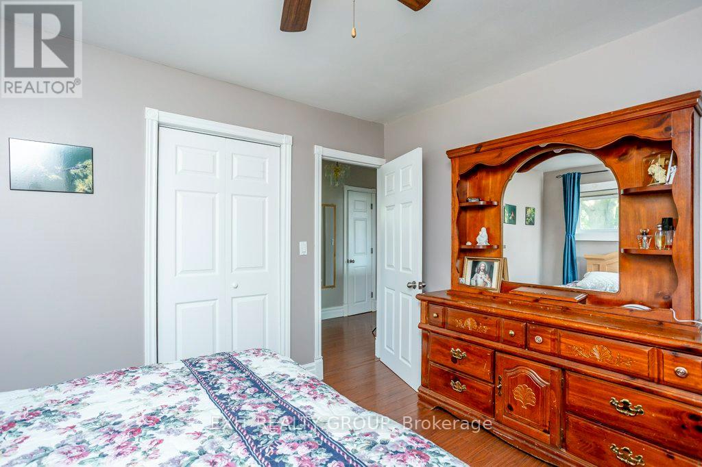 12 Nelson Street, Quinte West, Ontario  K0K 1E0 - Photo 18 - X12407248