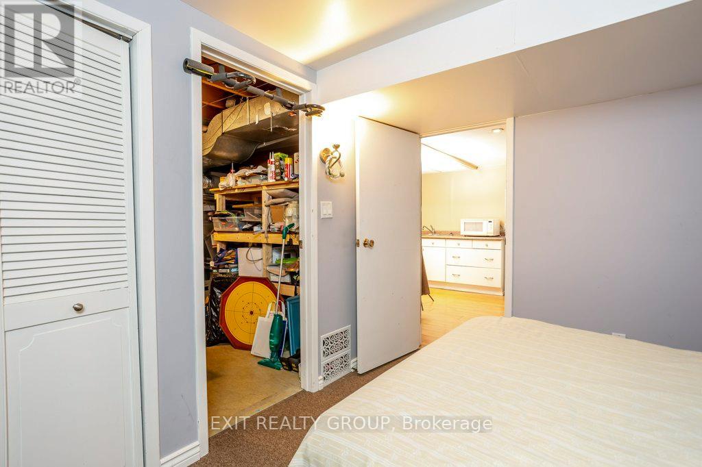 12 Nelson Street, Quinte West, Ontario  K0K 1E0 - Photo 30 - X12407248