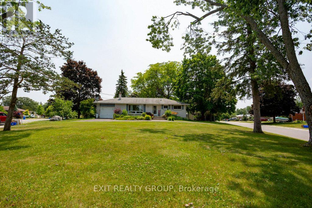 12 Nelson Street, Quinte West, Ontario  K0K 1E0 - Photo 4 - X12407248