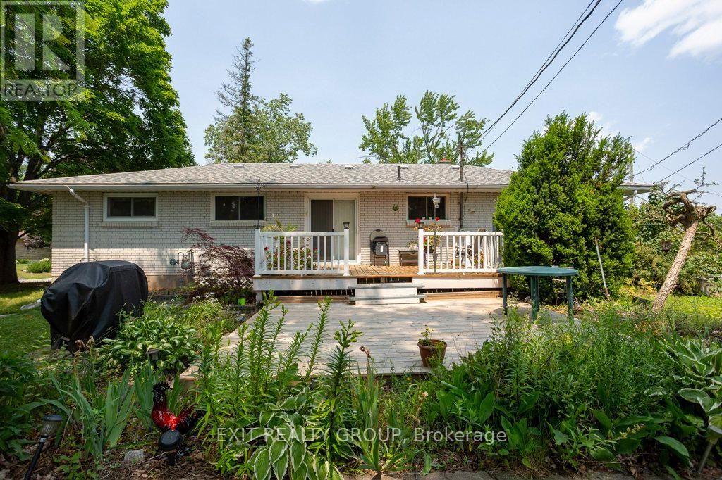 12 Nelson Street, Quinte West, Ontario  K0K 1E0 - Photo 40 - X12407248