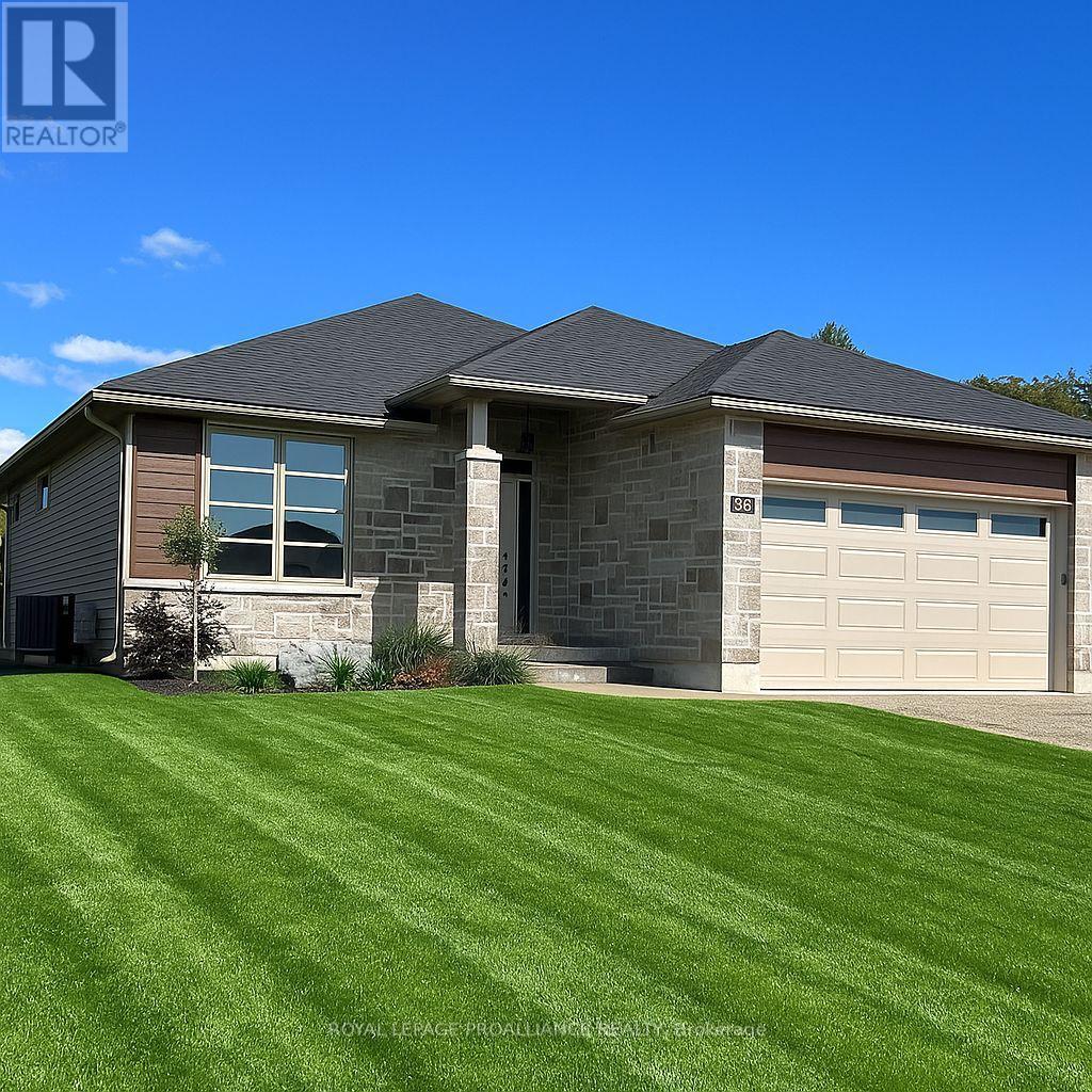 152 SIENNA AVENUE, Belleville, Ontario