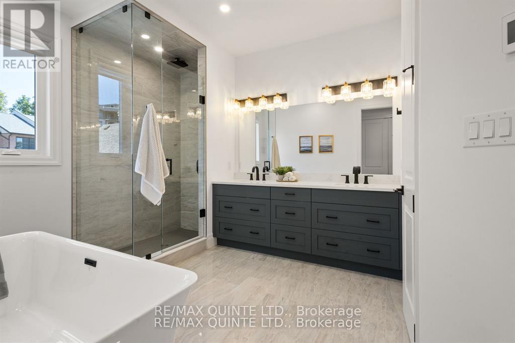 125 Villeneuve Drive, Prince Edward County, Ontario  K0K 2T0 - Photo 34 - X12407532