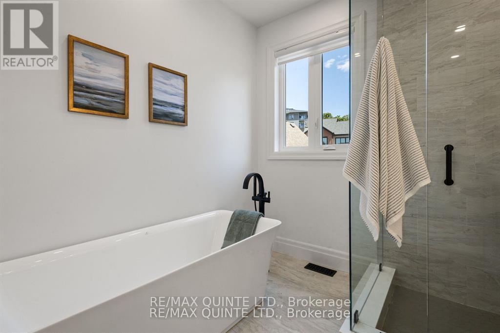 125 Villeneuve Drive, Prince Edward County, Ontario  K0K 2T0 - Photo 35 - X12407532