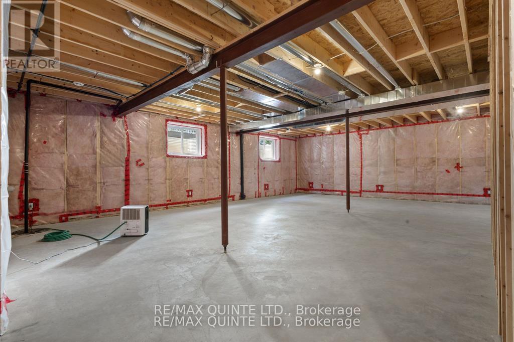 125 Villeneuve Drive, Prince Edward County, Ontario  K0K 2T0 - Photo 44 - X12407532