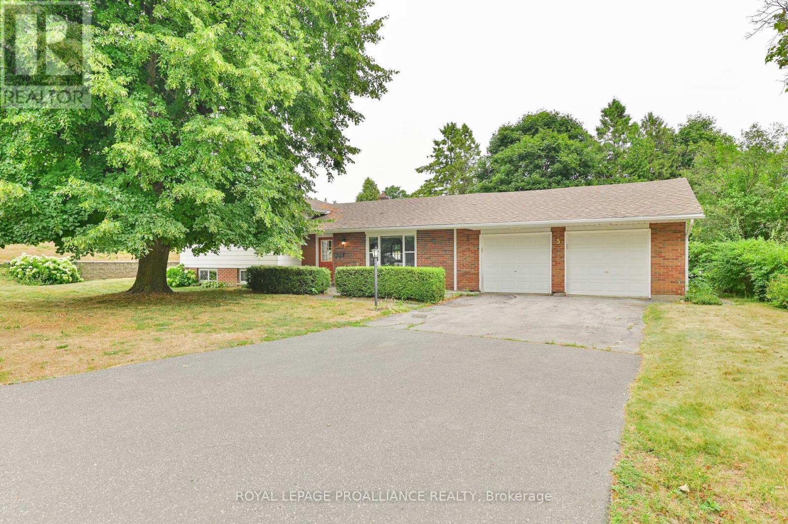 5 Orchard Crescent, Brighton, Ontario  K0K 1H0 - Photo 2 - X12407675