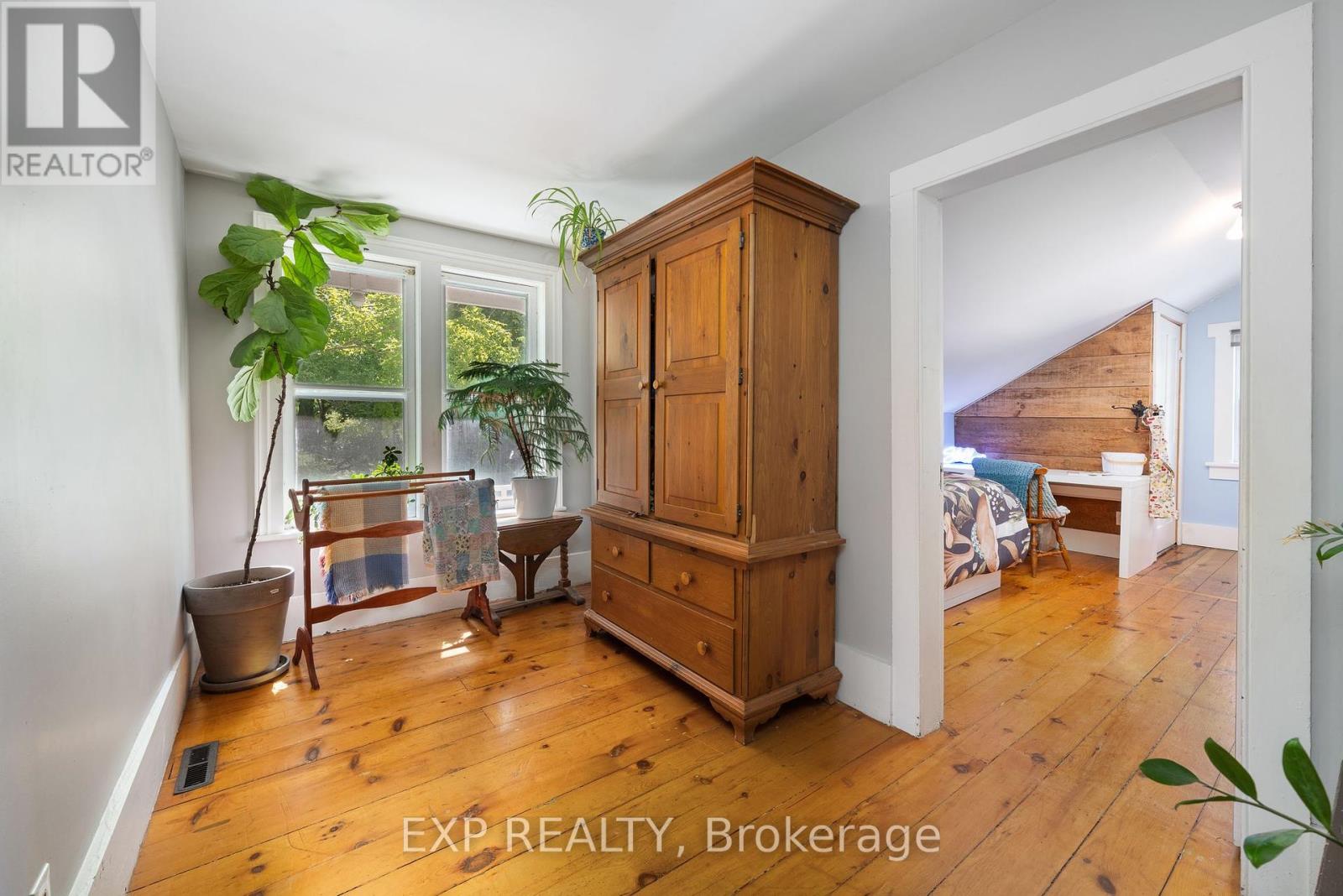 141/142 Station Road, Prince Edward County, Ontario  K0K 2J0 - Photo 37 - X12408509