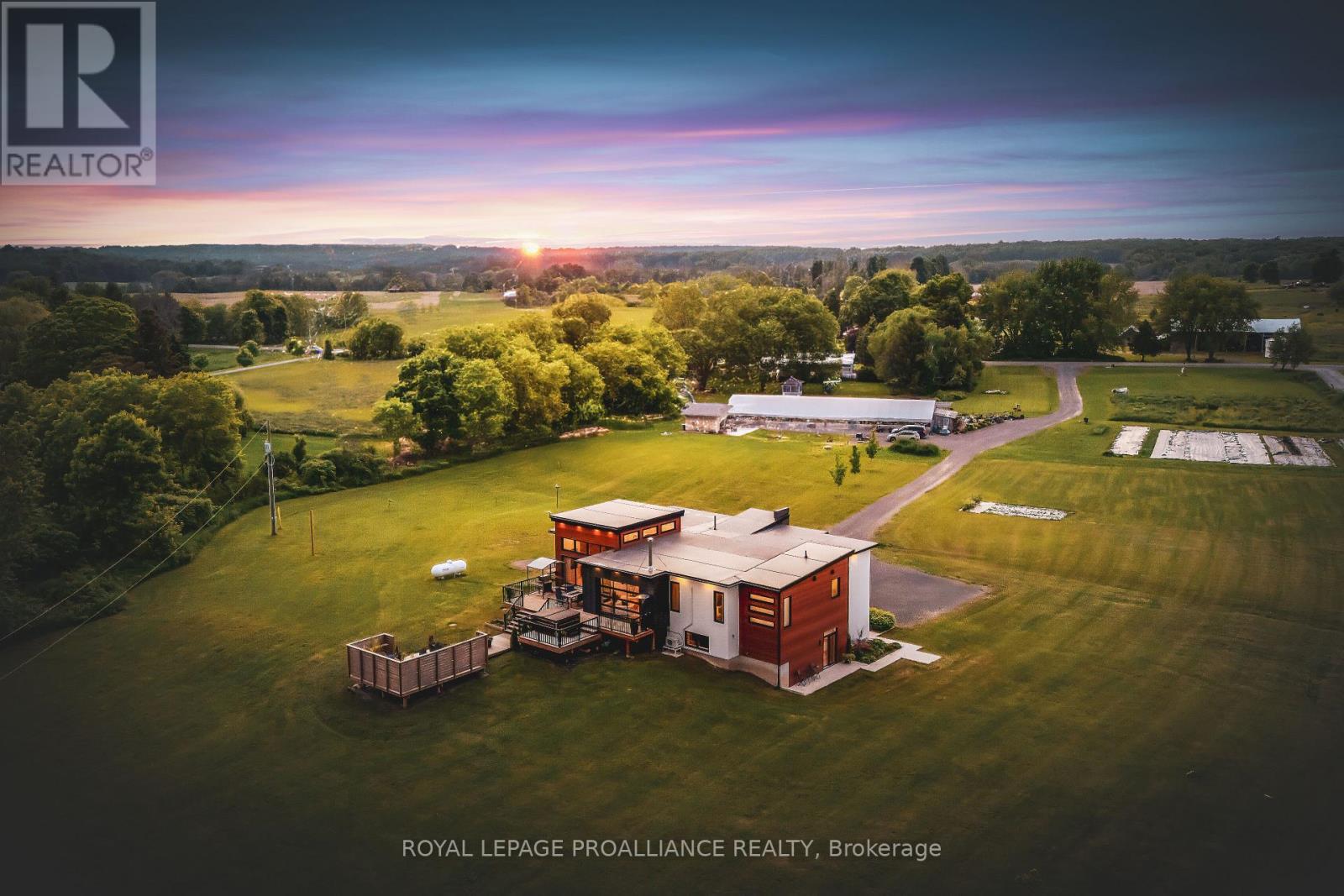 2670 County Road 8, Prince Edward County, Ontario  K0K 2T0 - Photo 3 - X12408524