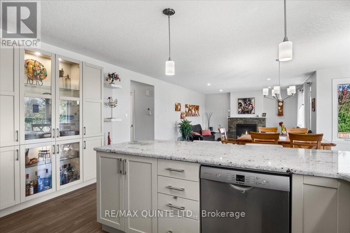 6 Granby Court, Belleville, Ontario  K8N 5W6 - Photo 15 - X12409509