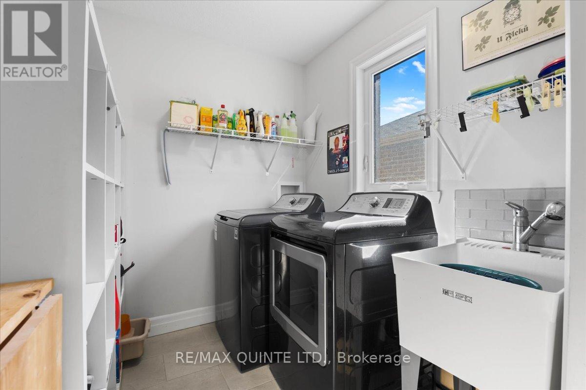 6 Granby Court, Belleville, Ontario  K8N 5W6 - Photo 8 - X12409509