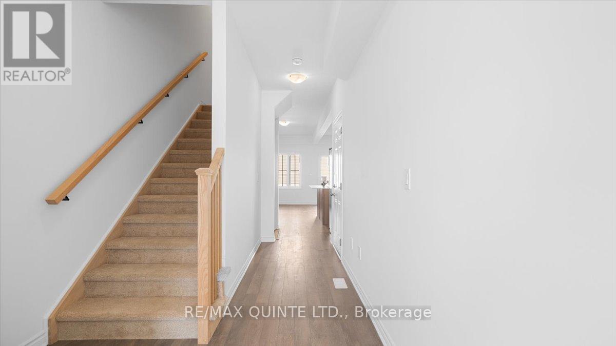 53 Lincoln Drive, Belleville, Ontario  K8N 0T7 - Photo 10 - X12410721