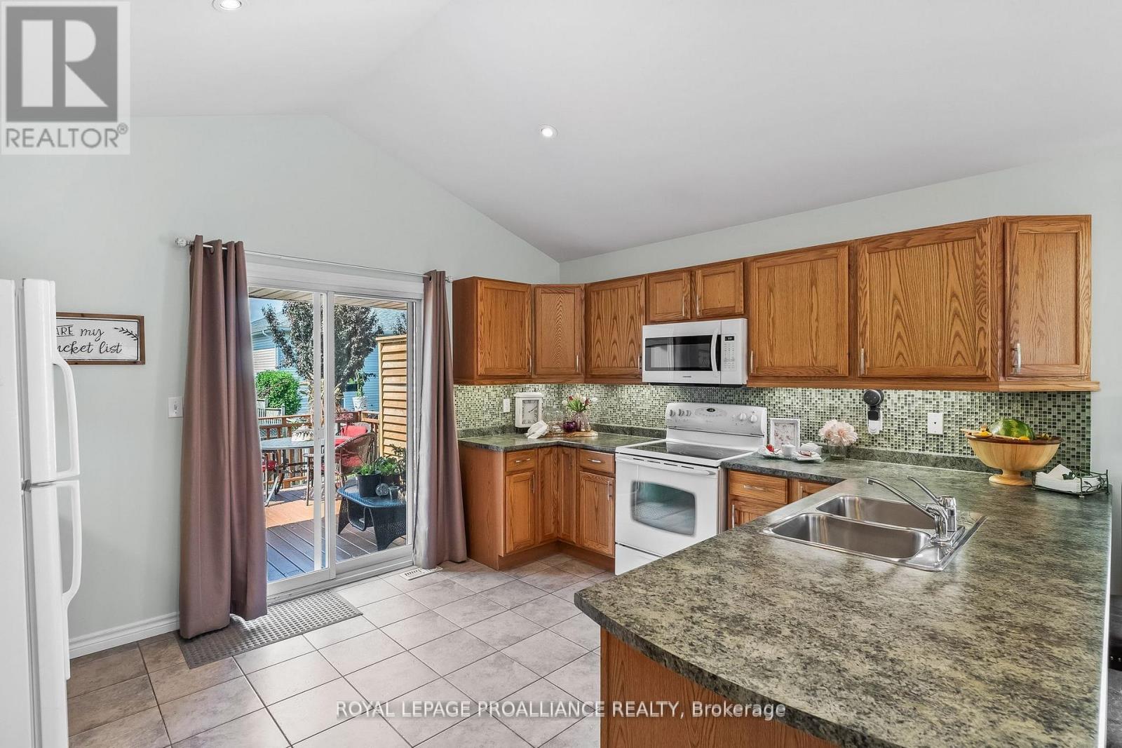 254 Raglan Street, Brighton, Ontario  K0K 1H0 - Photo 14 - X12410831