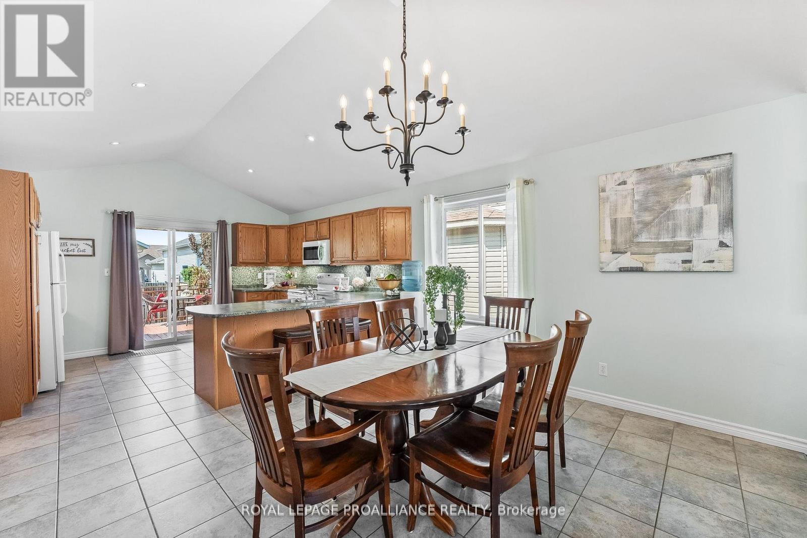 254 Raglan Street, Brighton, Ontario  K0K 1H0 - Photo 9 - X12410831