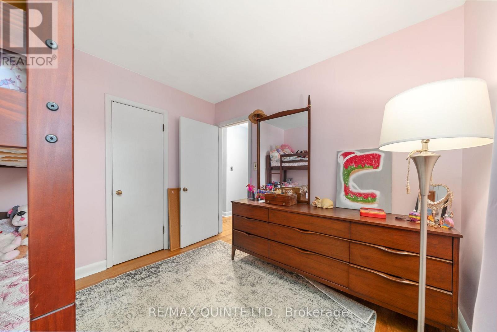 15 Linton Park Road, Belleville, Ontario  K8N 4K7 - Photo 20 - X12411247