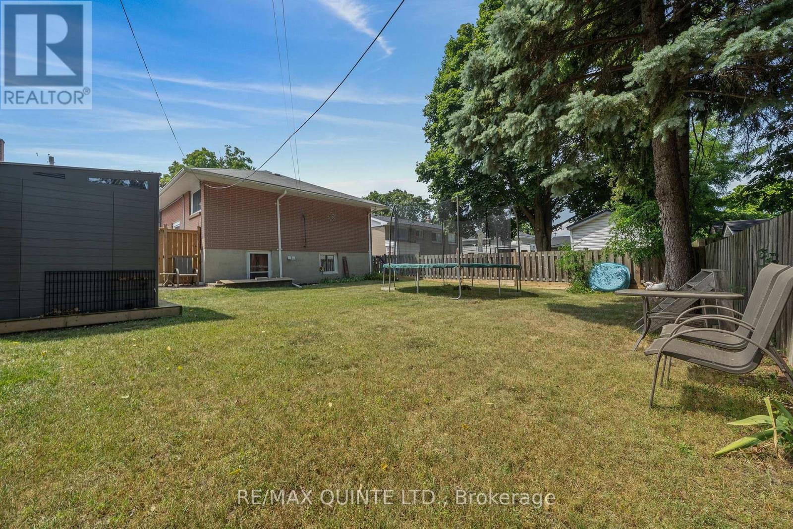 15 Linton Park Road, Belleville, Ontario  K8N 4K7 - Photo 28 - X12411247
